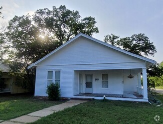 Building Photo - 1601 Avenue B