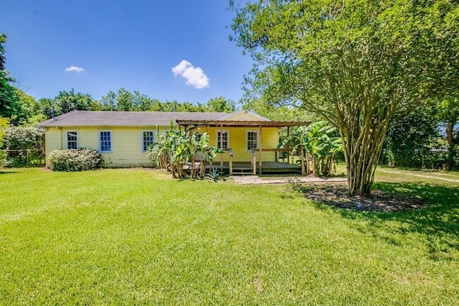 Photo - 3901 McKinney Dr House