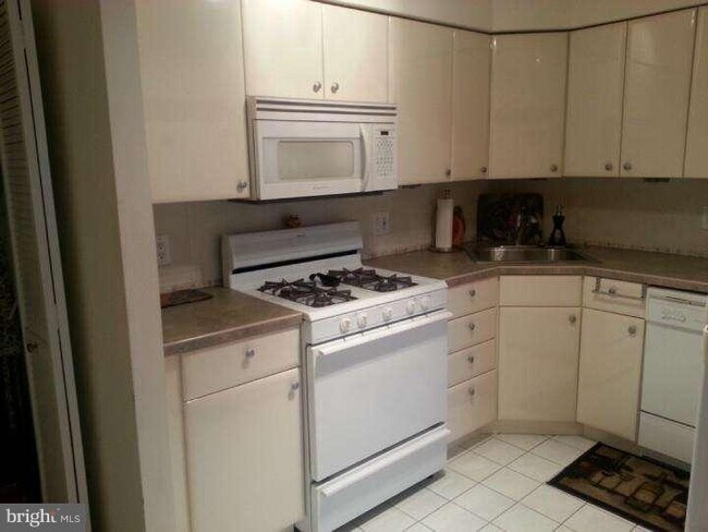 Foto del edificio - 301 Byberry Rd