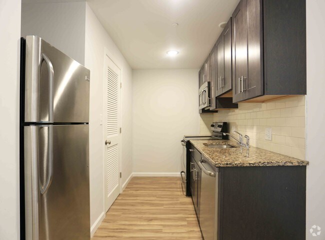 COCINA ESTUDIO - Bridge Street Commons