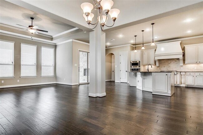 Foto del edificio - 712 Bluff Woods Dr