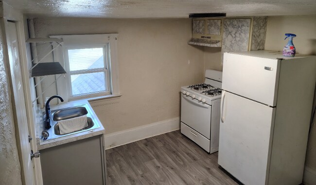 Foto del edificio - 1814 E Ganson St