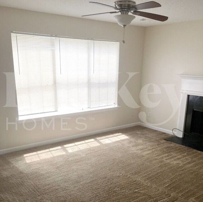Foto del edificio - 1651 Isleworth Cir