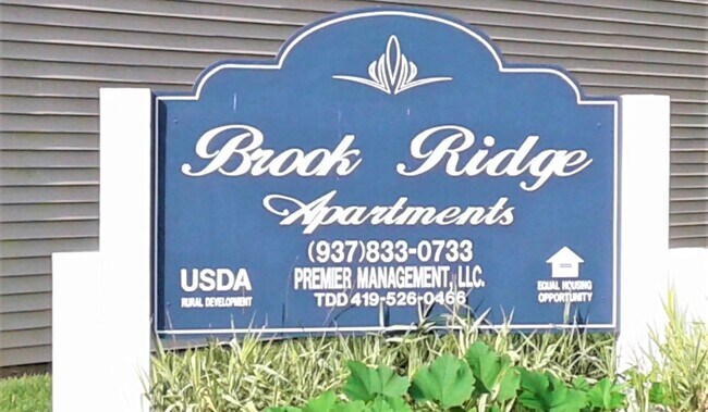 Foto del edificio - 50 Ridge Rd