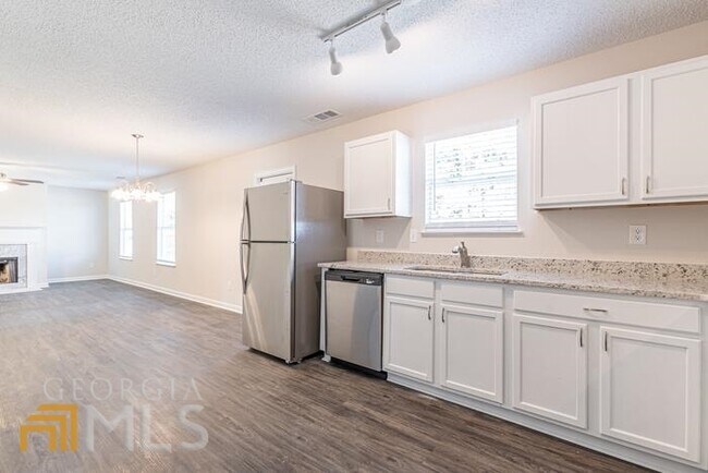Building Photo - 1114 St Phillips Ct