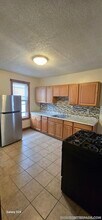 Building Photo - 125 Capen St