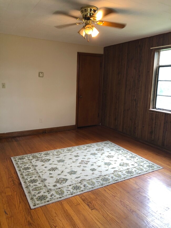 Building Photo - 1244 Park Ave