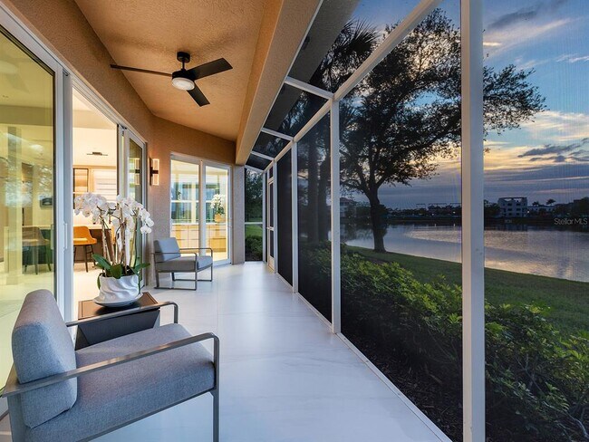 Foto del edificio - 6427 Moorings Point Cir