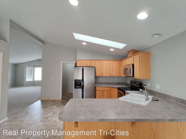 Building Photo - 3 br, 2 bath House - 7708 Savary