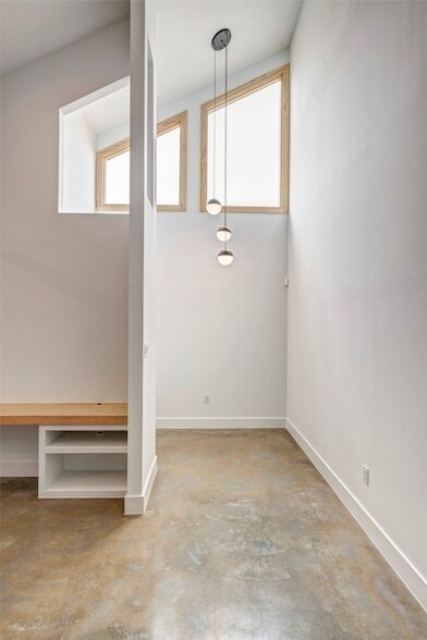 Foto del edificio - 1717 Airline Dr