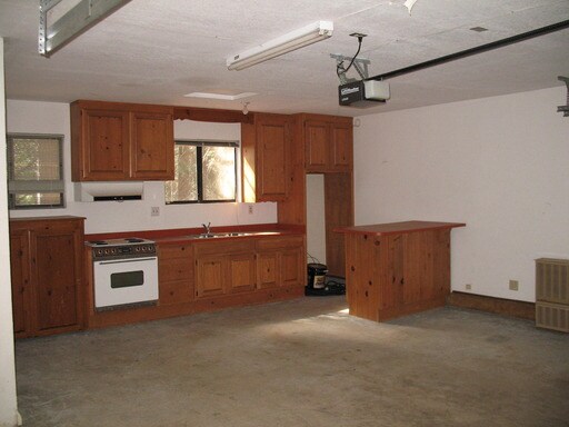 Building Photo - 3196 Gold Ridge Trl