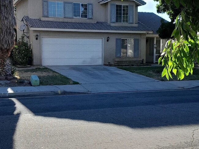 Building Photo - 37551 Deville St