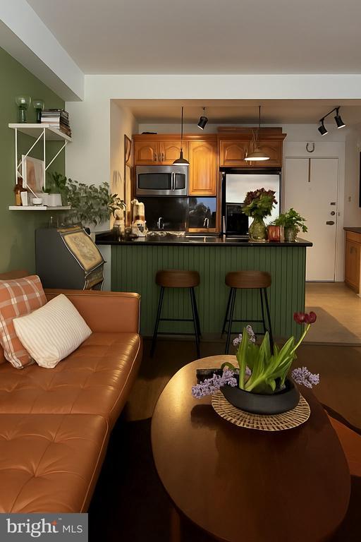 Foto principal - 730 24th St NW