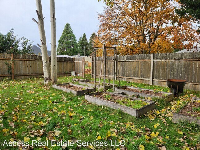 Foto del edificio - 2 br, 1 bath House - 2165 Ferndale Terrace