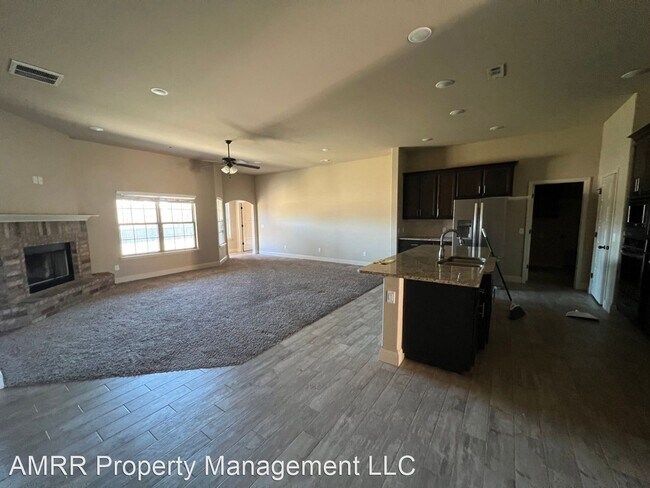 Building Photo - 4 br, 3 bath House - 501 Anita Drive