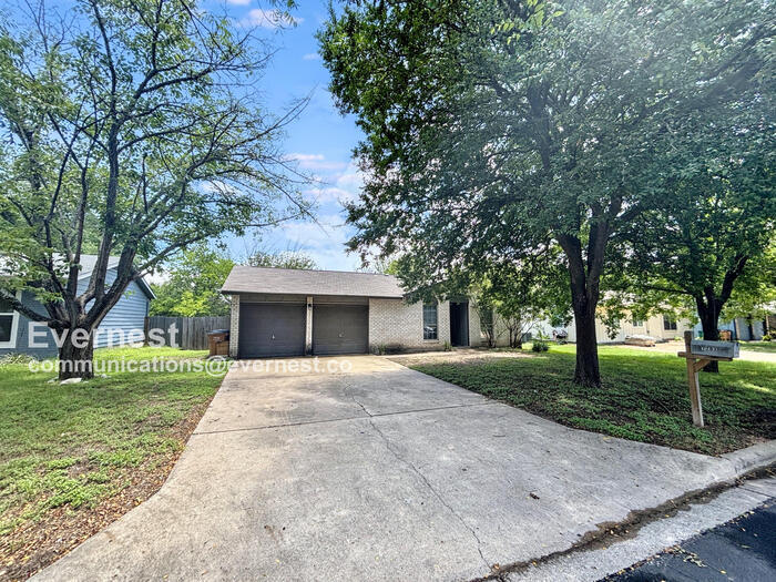 Foto principal - 7203 Barnsdale Way