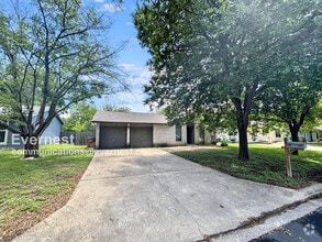 Building Photo - 7203 Barnsdale Way