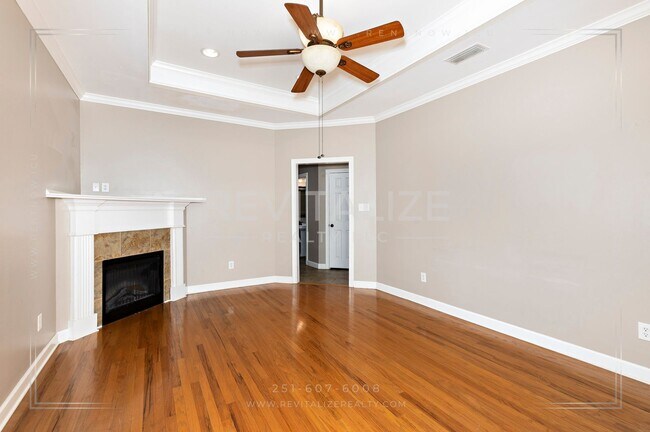 Foto del edificio - 3 Bed 2.5 Bath Townhome in West Mobile