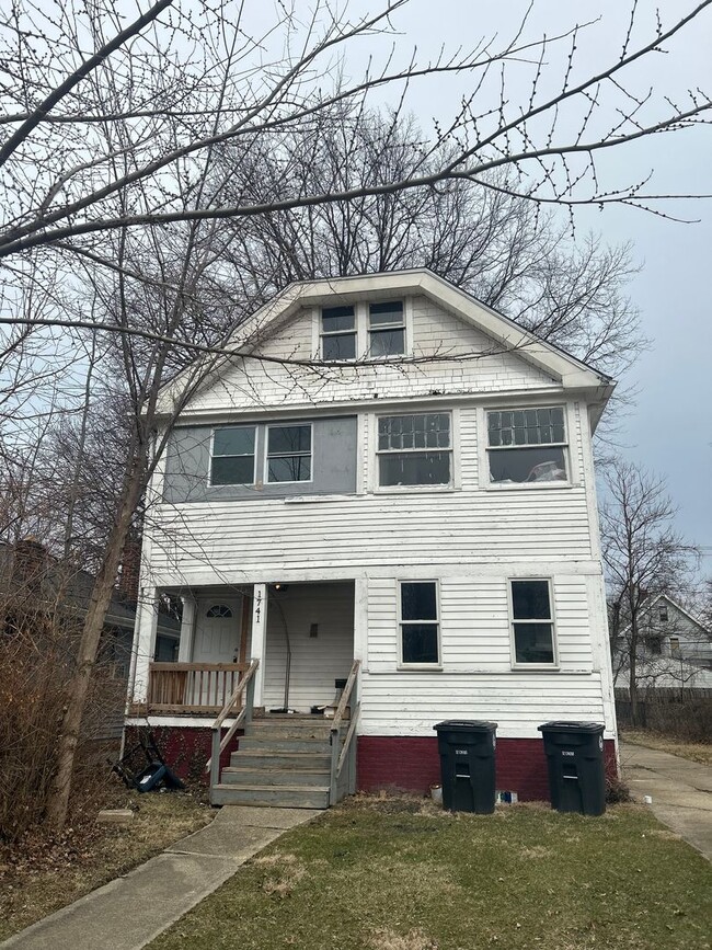 Building Photo - 1741 Wayside Rd
