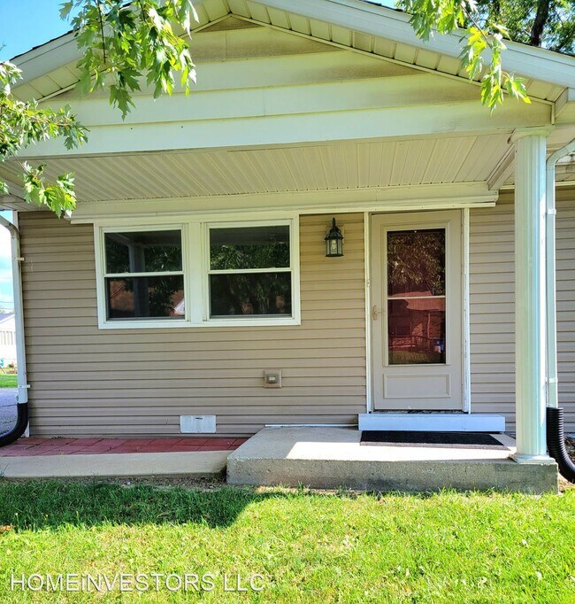 Building Photo - 3 br, 1 bath House - 26 Georgetown Dr
