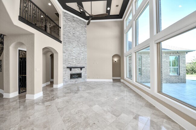 Building Photo - 25627 Fleming Lodge Ln