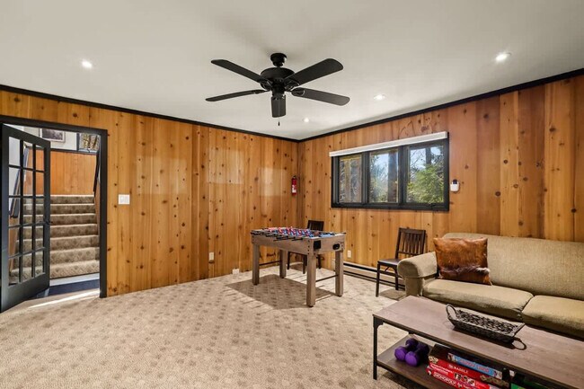 Foto del edificio - 122 Lower Grouse Ridge Rd
