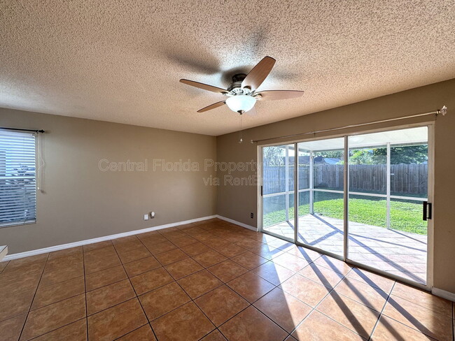 Building Photo - 2802 Curry Village Ln