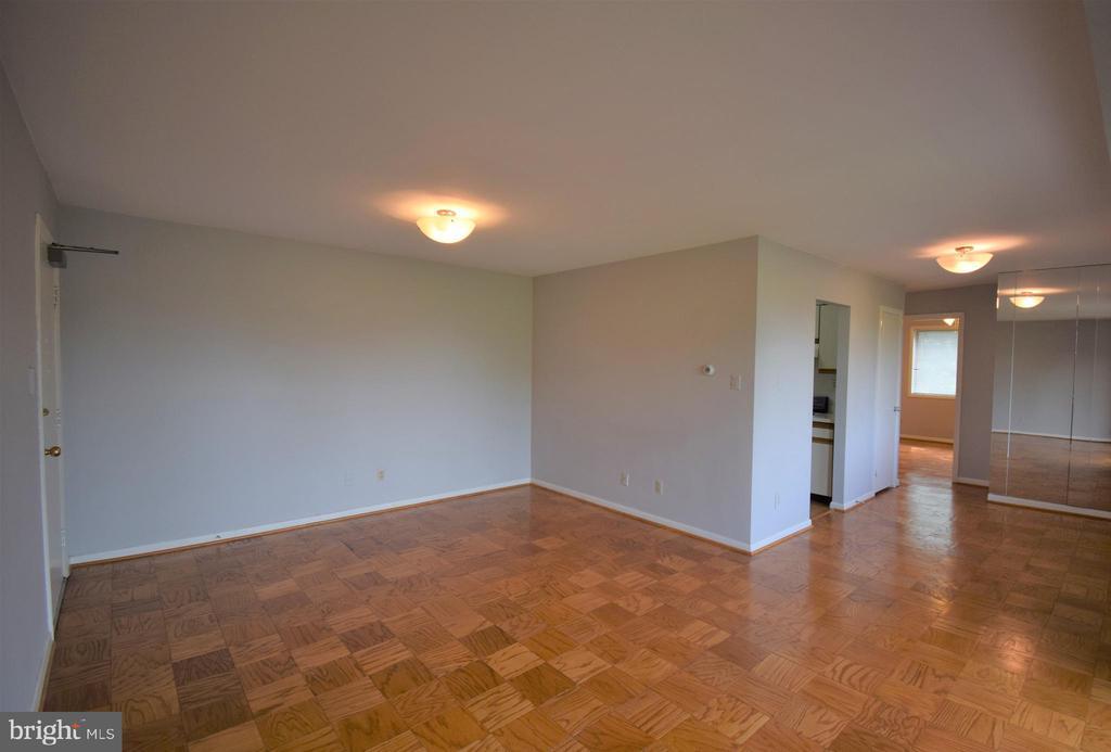 Foto principal - 4373 Cherry Hill Rd