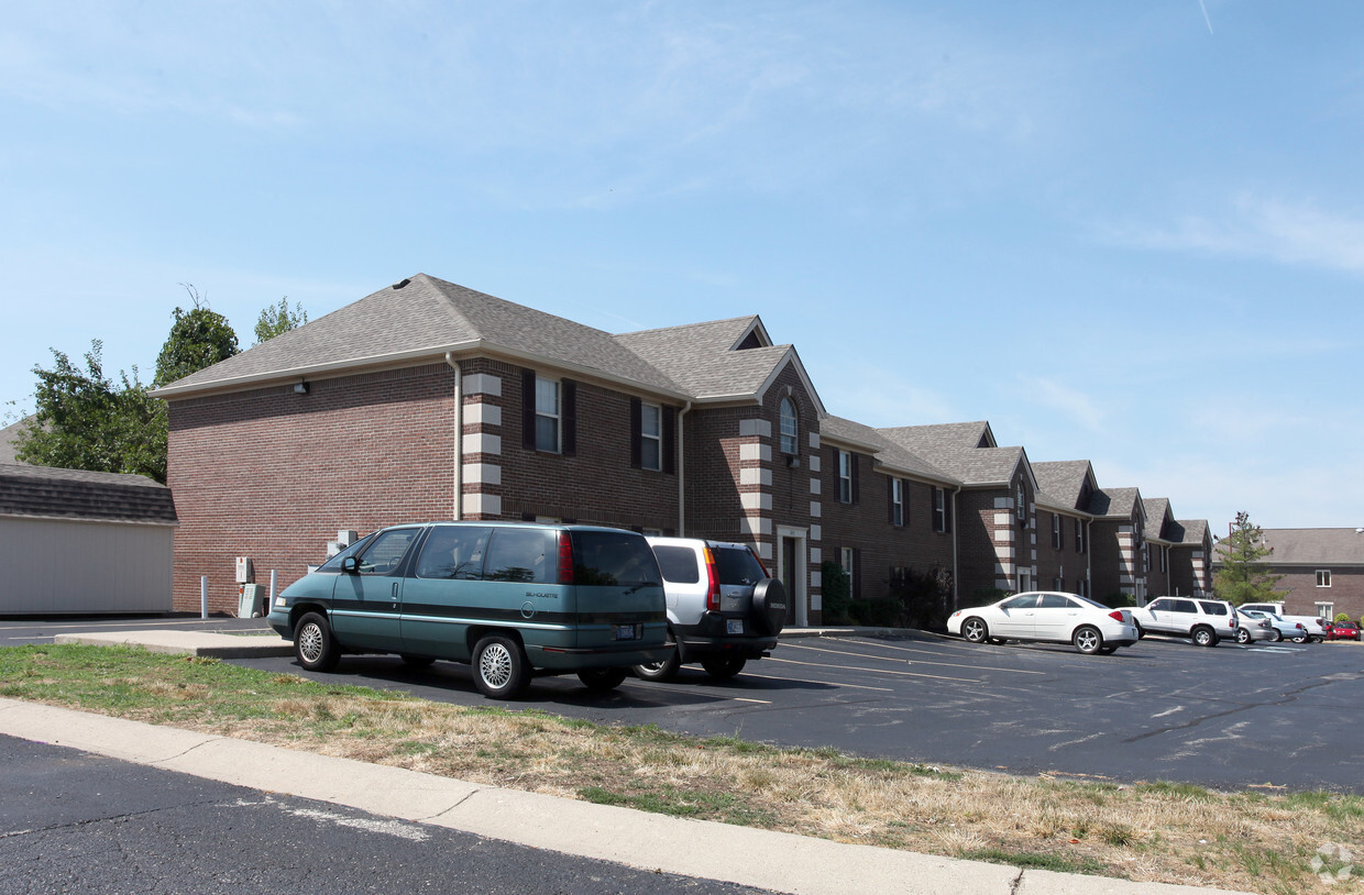 Primary Photo - Library Park Apartments