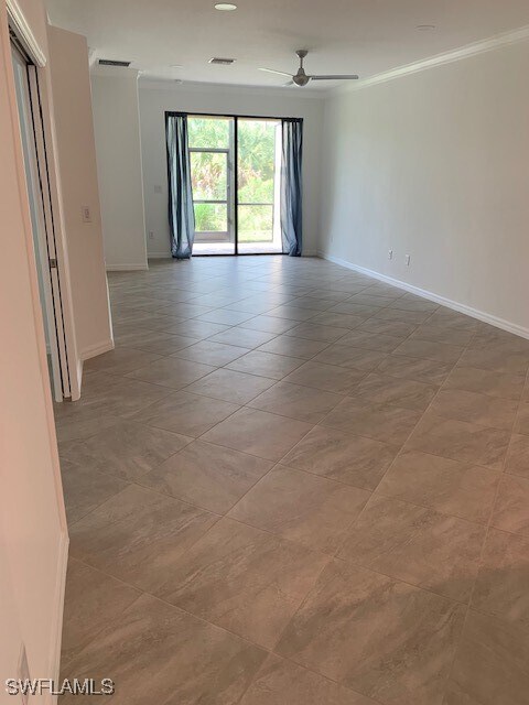 Foto del edificio - 9236 Glenforest Dr