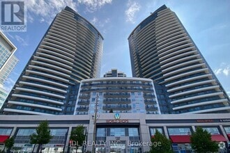 Building Photo - 7171-7171 Yonge St