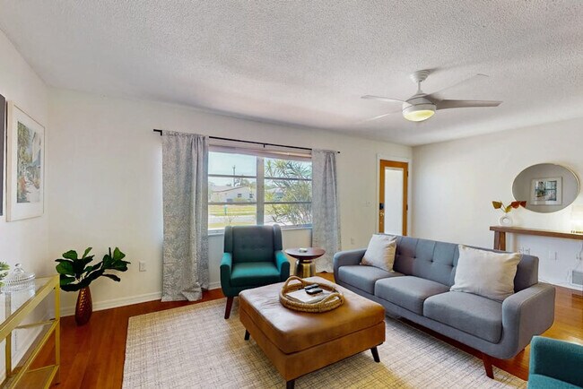 Foto del edificio - 3314 S Lockwood Ridge Rd