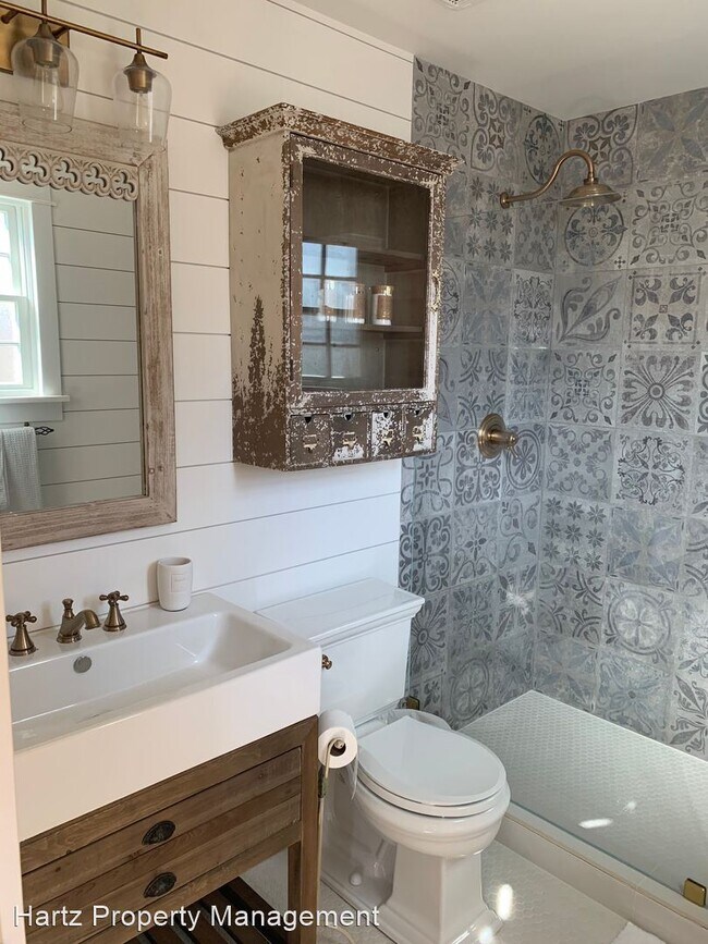 Building Photo - 1 br, 1 bath House - 5 La Serena Way