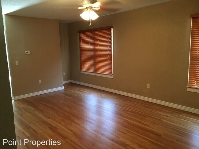 Building Photo - 3 br, 1 bath House - 1110 N Dearborn St