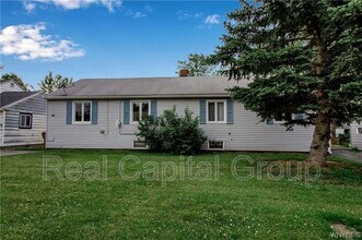 Building Photo - 29-29 Kingswood Dr