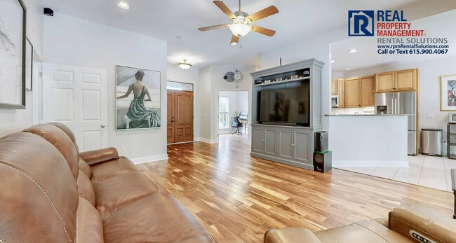 Foto del edificio - Stunning Home with Guest House and Creek Views in Cascade Falls! Inground pool & attached garage!