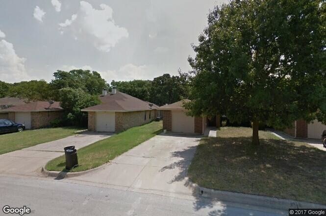 Primary Photo - 404 Lochridge Dr