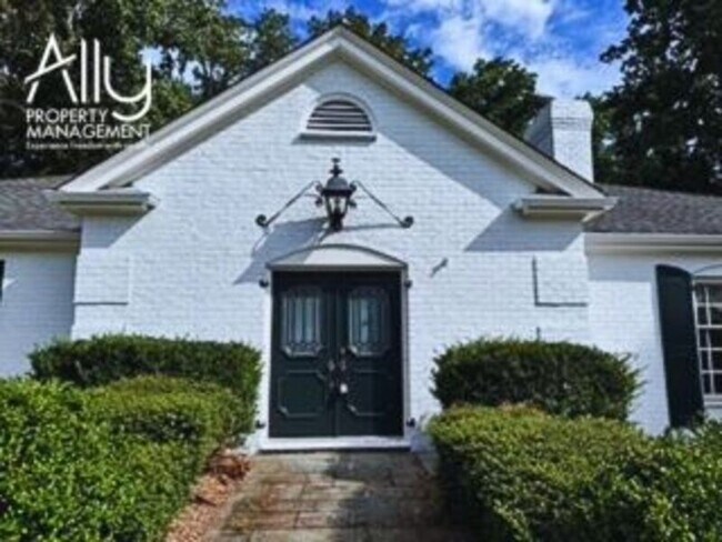 Foto del edificio - 206 Carrsbrook Dr