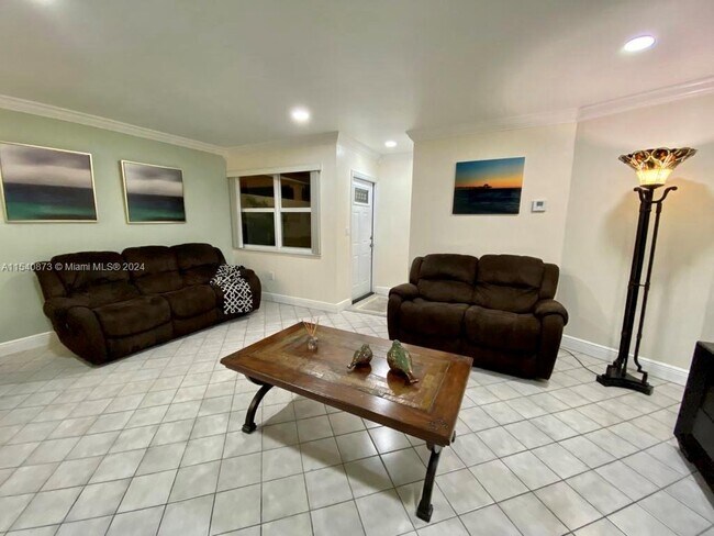 Building Photo - 11441 SW 4th St