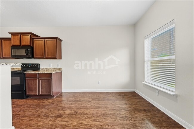 Building Photo - 1211 Arizona Dr