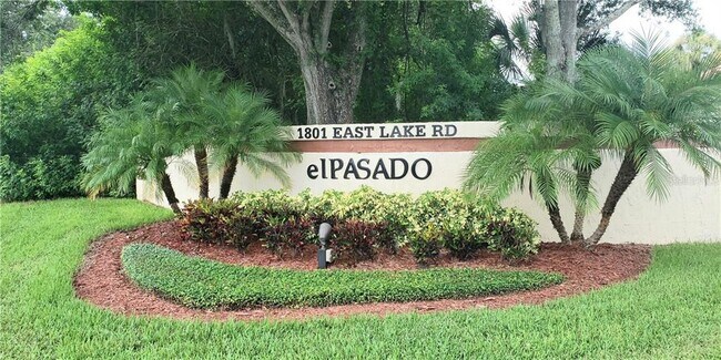 Foto del edificio - 1801 E Lake Rd S