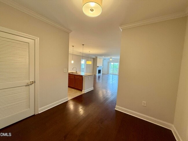 Building Photo - 732 Waterford Lake Dr