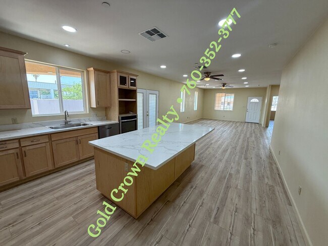 Foto del edificio - Brand New 4-Bedroom 3-Bathroom Home for Re...