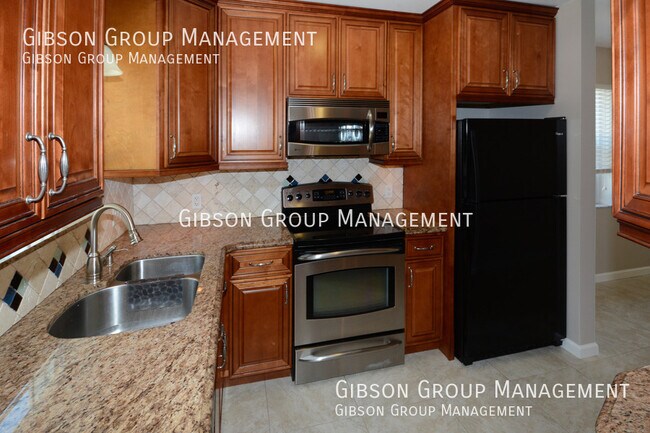 Building Photo - 1225 NW 4th Ave