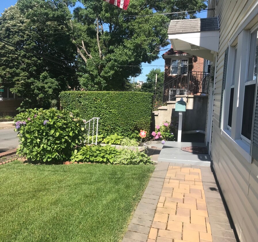 362 E 235th St, The Bronx, NY 10470 House Rental in The Bronx, NY