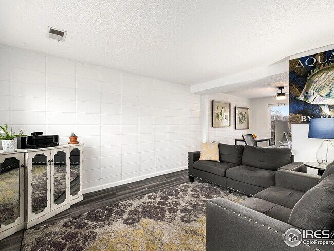 Foto del edificio - 933 16th St SW