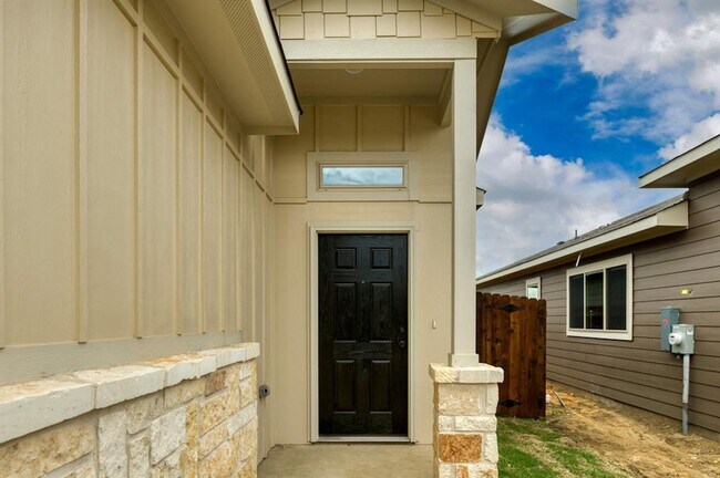 Foto del edificio - 632 Harvest Moon Dr