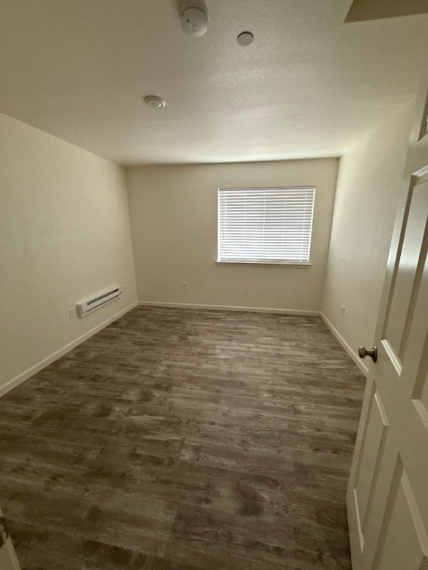 Building Photo - 391 S Sanderson Way