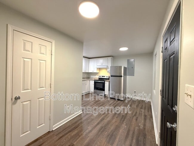 Foto del edificio - 919 1/2 Arlington Ave