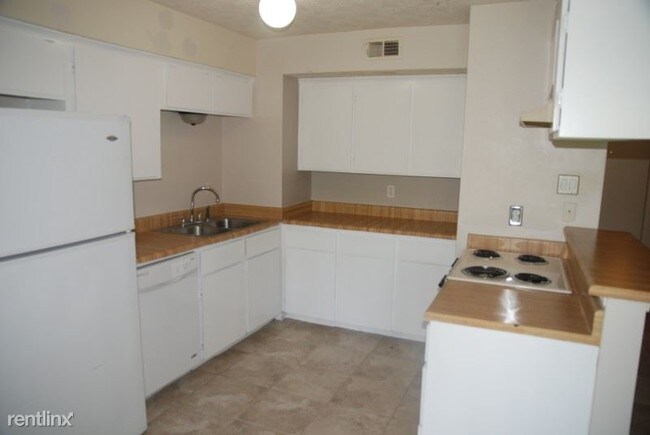 Foto del edificio - 813 Yegua St